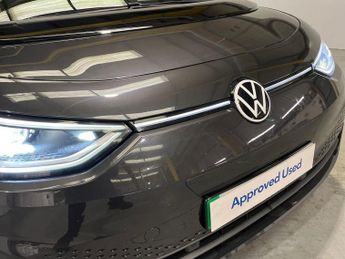 VOLKSWAGEN ID.3 Pro Performance 58Kwh Family Hatchback 5Dr Electric Auto (204 Ps
