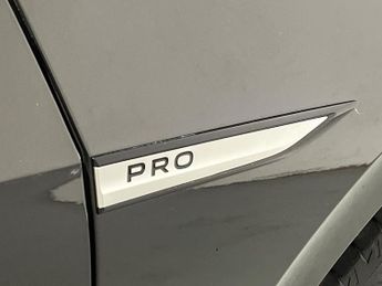 VOLKSWAGEN ID.3 Pro Performance 58Kwh Family Hatchback 5Dr Electric Auto (204 Ps