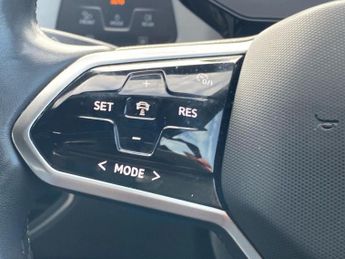 VOLKSWAGEN ID.3 Pro S 77Kwh Tour Hatchback 5Dr Electric Auto (204 Ps)