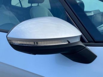 VOLKSWAGEN ID.3 Pro S 77Kwh Tour Hatchback 5Dr Electric Auto (204 Ps)