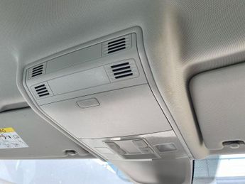 VOLKSWAGEN TIGUAN 2.0 Tdi Bluemotion Tech Se Suv 5Dr Diesel Dsg Euro 6 (S/S) (150 