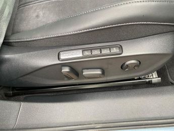 VOLKSWAGEN ID.7 Pro 77Kwh Match Tourer 5Dr Electric Auto (286 Ps)