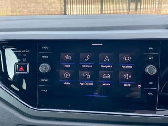 VOLKSWAGEN POLO 1.0 Tsi R-Line Hatchback 5Dr Petrol Dsg Euro 6 (S/S) (95 Ps)