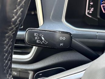 VOLKSWAGEN T-ROC 1.5 Tsi Style Suv 5Dr Petrol Dsg Euro 6 (S/S) (150 Ps)