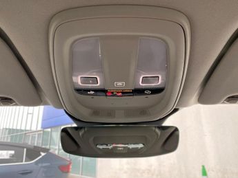 VOLVO XC60 2.0 B4 Mhev Plus Suv 5Dr Petrol Hybrid Auto Euro 6 (S/S) (197 Ps