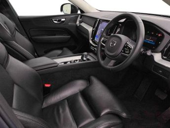 VOLVO XC60 2.0 B4 Mhev Plus Suv 5Dr Petrol Hybrid Auto Euro 6 (S/S) (197 Ps