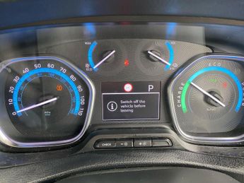 PEUGEOT TRAVELLER 100Kw Business Vip Std [8Seat] 50Kwh 5Dr At 11Kwch
