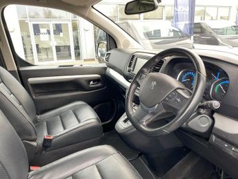 PEUGEOT TRAVELLER 100Kw Business Vip Long [8 Seat] 50Kwh 5Dr Auto
