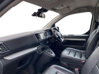 PEUGEOT TRAVELLER 100Kw Business Vip Long [8 Seat] 50Kwh 5Dr Auto