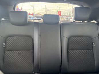 NISSAN JUKE 1.6 N-Connecta Suv 5Dr Petrol Hybrid Auto Euro 6 (143 Ps)