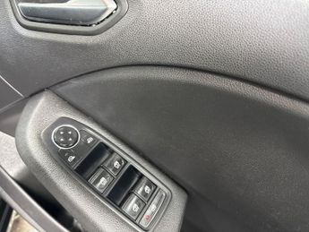 RENAULT CLIO 1.6 E-Tech Evolution Hatchback 5Dr Petrol Hybrid Auto Euro 6 (S/