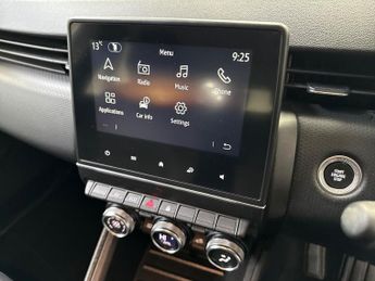 RENAULT CLIO 1.6 E-Tech Evolution Hatchback 5Dr Petrol Hybrid Auto Euro 6 (S/