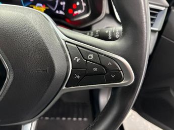 RENAULT CLIO 1.6 E-Tech Evolution Hatchback 5Dr Petrol Hybrid Auto Euro 6 (S/