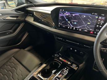 AUDI A6 100Kwh Performance S Line Estate 5Dr Electric Auto (367 Ps)