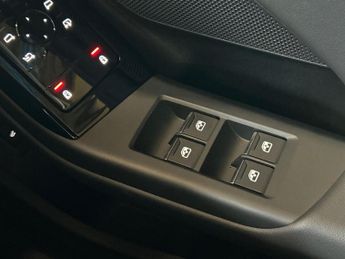 AUDI A6 100Kwh Performance S Line Estate 5Dr Electric Auto (367 Ps)