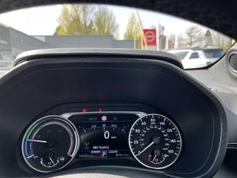 NISSAN JUKE 1.6 Hybrid N-Connecta 5Dr Auto