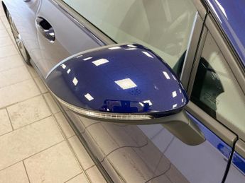 VOLKSWAGEN GOLF 2.0 Tdi R-Line Hatchback 5Dr Diesel Dsg Euro 6 (S/S) (150 Ps)