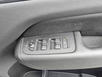 VOLVO XC60 Volvo Xc60 Inscrpt Exp T6Rchrg