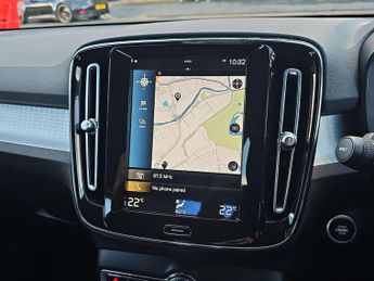 VOLVO XC40 Volvo Xc40 Momentum T3 Auto