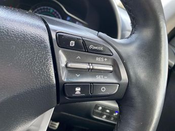 HYUNDAI KONA 64Kwh Premium Se Suv 5Dr Electric Auto (7Kw Charger) (204 Ps)