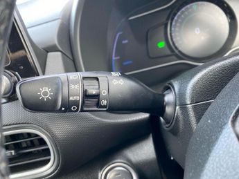 HYUNDAI KONA 64Kwh Premium Se Suv 5Dr Electric Auto (7Kw Charger) (204 Ps)