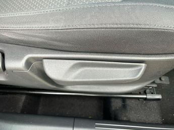 KIA NIRO 1.6H Gdi 2 Suv 5Dr Petrol Hybrid Dct Euro 6 (S/S) (127 Bhp)