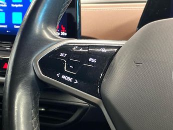 VOLKSWAGEN ID.4 Pure 52Kwh Life Suv 5Dr Electric Auto (148 Ps)