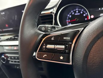 KIA XCEED 1.5T Gdi Isg 138 3 5Dr Dct