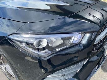 MERCEDES-BENZ CLA Cla 180 Amg Line Premium 4Dr Tip Auto