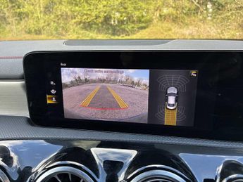 MERCEDES-BENZ CLA Cla 200 Amg Line Executive 4Dr Tip Auto