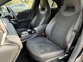 MERCEDES-BENZ CLA Cla 200 Amg Line Executive 4Dr Tip Auto