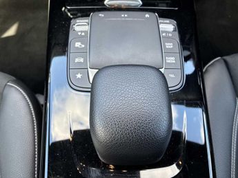 MERCEDES-BENZ A CLASS A180 Amg Line Premium Edition 5Dr Auto