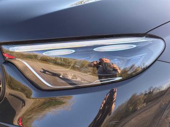 MERCEDES-BENZ GLC Glc 300 4Matic Amg Line Premium 5Dr 9G-Tronic