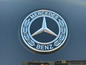 MERCEDES-BENZ GLC Glc 300 4Matic Amg Line Premium 5Dr 9G-Tronic