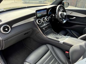 MERCEDES-BENZ GLC Glc 220D 4Matic Amg Line Premium 5Dr 9G-Tronic