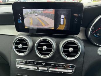 MERCEDES-BENZ GLC Glc 220D 4Matic Amg Line Premium 5Dr 9G-Tronic