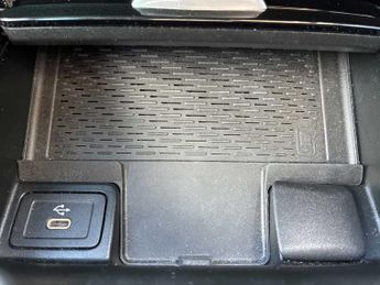 MERCEDES-BENZ GLA Gla 220D 4Matic Amg Line Premium 5Dr Auto