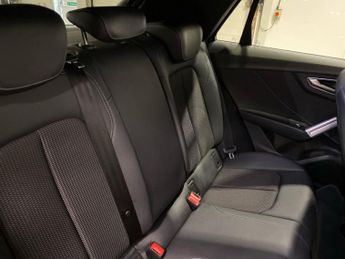 AUDI Q2 1.5 Tfsi Cod 35 Black Edition Suv 5Dr Petrol S Tronic Euro 6 (S/