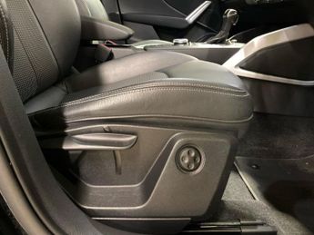 AUDI Q2 1.5 Tfsi Cod 35 Black Edition Suv 5Dr Petrol S Tronic Euro 6 (S/