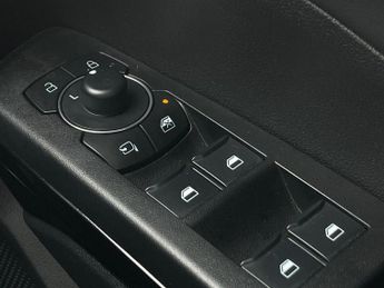 FORD PUMA Puma St-Line X 5 Door 1.0L Ecoboost 125Ps Mhev 7 Speed Automatic