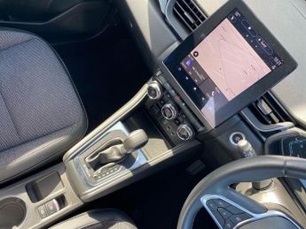 RENAULT CAPTUR 1.6 E-Tech Rive Gauche Se Suv 5Dr Petrol Hybrid Auto Euro 6 (S/S