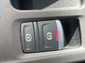 RENAULT CAPTUR 1.6 E-Tech Rive Gauche Se Suv 5Dr Petrol Hybrid Auto Euro 6 (S/S