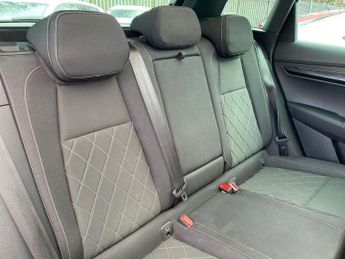 SKODA KAROQ 1.5 Tsi Act Sportline Suv 5Dr Petrol Dsg Euro 6 (S/S) (150 Ps)