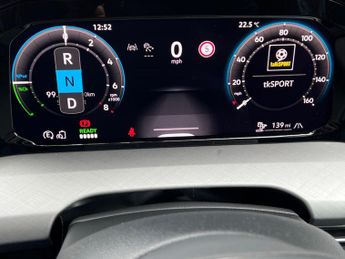 VOLKSWAGEN GOLF 1.5 Tsi 204 Match Ehybrid 5Dr Dsg