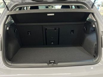 VOLKSWAGEN GOLF 1.5 Tsi 204 Match Ehybrid 5Dr Dsg