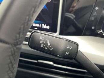 VOLKSWAGEN GOLF 1.5 Tsi 204 Match Ehybrid 5Dr Dsg