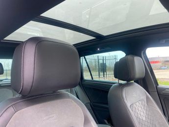 VOLKSWAGEN TIGUAN 1.5 Tsi R-Line Suv 5Dr Petrol Dsg Euro 6 (S/S) (150 Ps)