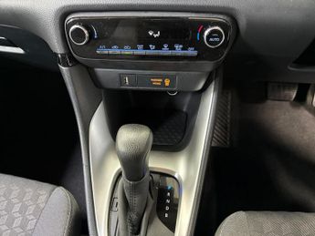 TOYOTA YARIS 1.5 Vvt-H Icon Hatchback 5Dr Petrol Hybrid E-Cvt Euro 6 (S/S) (1