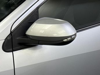 TOYOTA YARIS 1.5 Vvt-H Icon Hatchback 5Dr Petrol Hybrid E-Cvt Euro 6 (S/S) (1