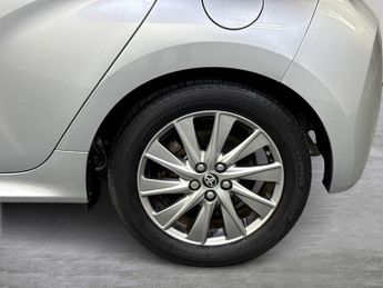 TOYOTA YARIS 1.5 Vvt-H Icon Hatchback 5Dr Petrol Hybrid E-Cvt Euro 6 (S/S) (1